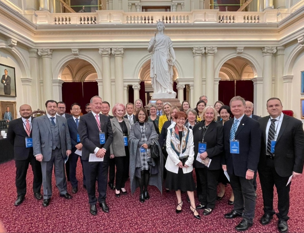 governatrice Vic